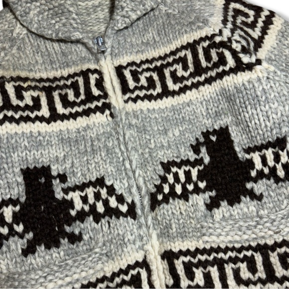 Vintage 80s Canadian made TUAK Thunderbird Cowichan zip-up knit - Picture 3 of 4